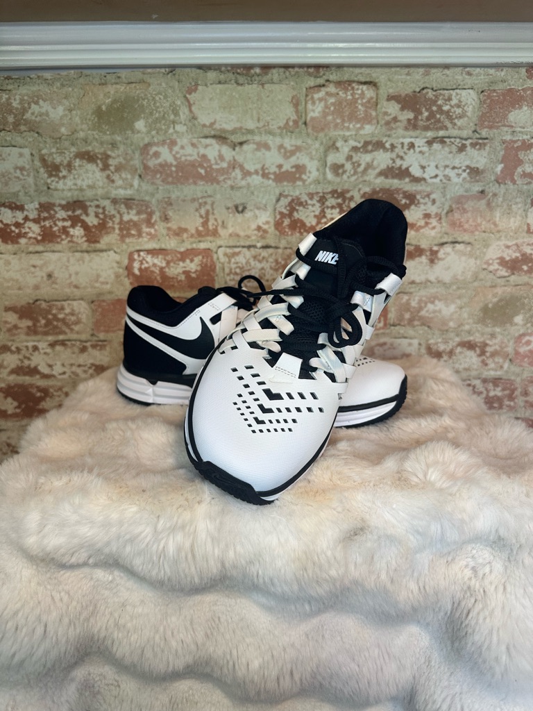 Nike Lunar Fingertrap Tr Mens Size 9  WhiteBlack  Brand New